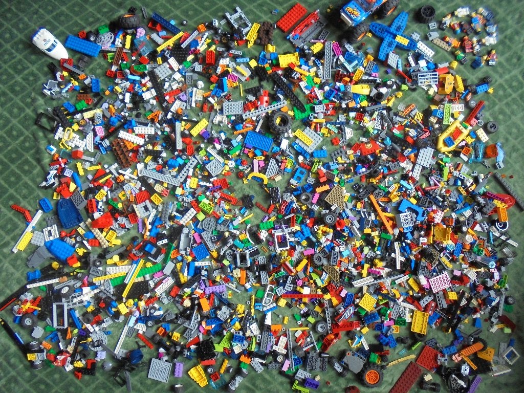 grote partij losse lego met poppetjes