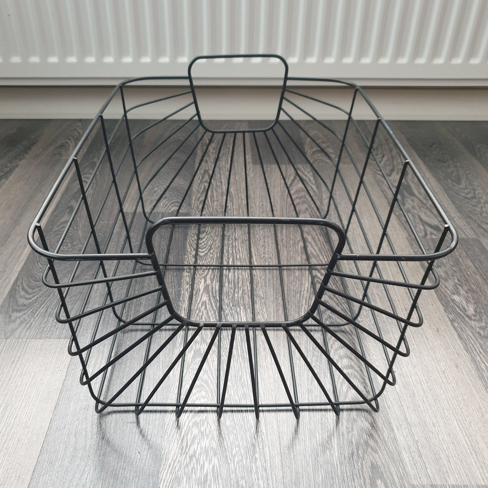 Metalen draadmand zwart 38 x 28 x 21 cm, Met handvatten, Gebruikt, Mand, Ophalen of Verzenden