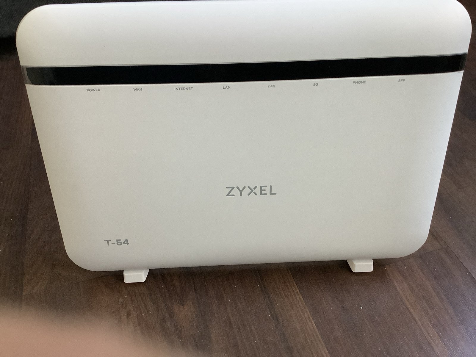Zyxel T-54 Router met modem - nieuw, Computers en Software, Routers en Modems, Ophalen of Verzenden, Nieuw, Router met modem