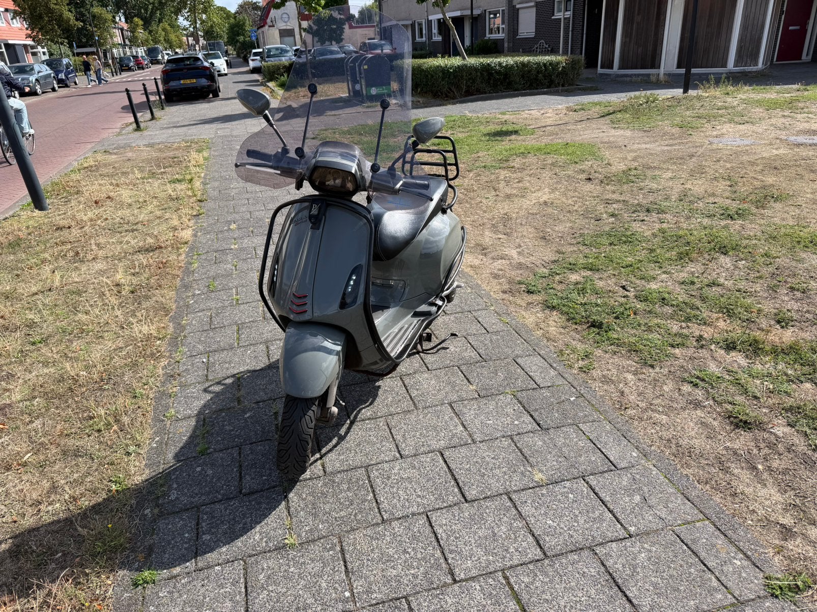 Vespa sprint, Fietsen en Brommers, Snorfietsen en Snorscooters, Ophalen, Gebruikt, Benzine, Vespa