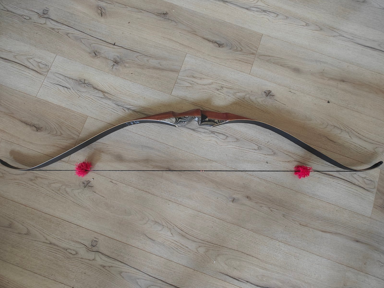 White Feather Lapwing Recurveboog 60" 25 lbs, Ophalen, Zo goed als nieuw, Recurveboog