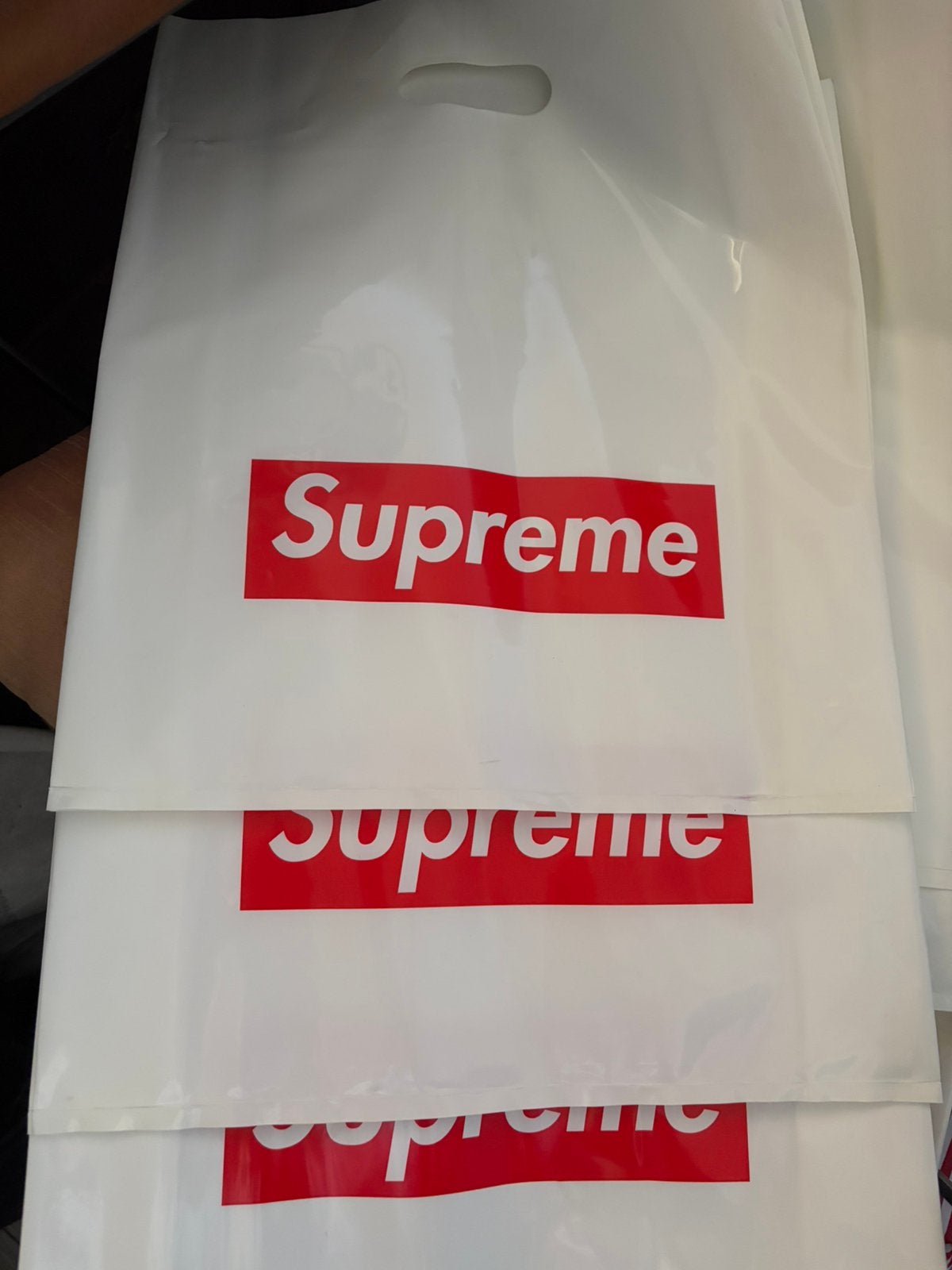 Supreme plastic tas - meerdere beschikbaar, 40 tot 60 cm, 30 cm of meer, Wit, Ophalen of Verzenden