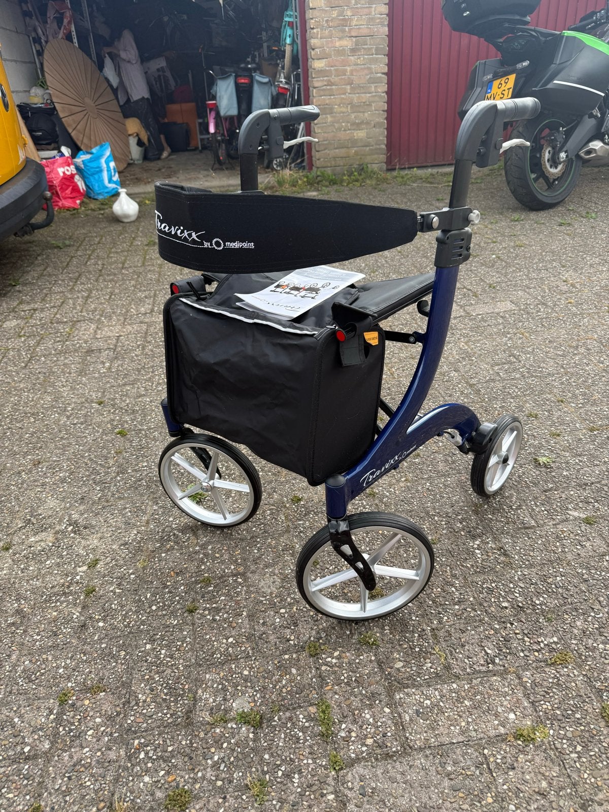 Travixx Traveller Rollator – zgan– Compl.– Nieuwprijs ± €500, Ophalen, Lichtgewicht, Nieuw