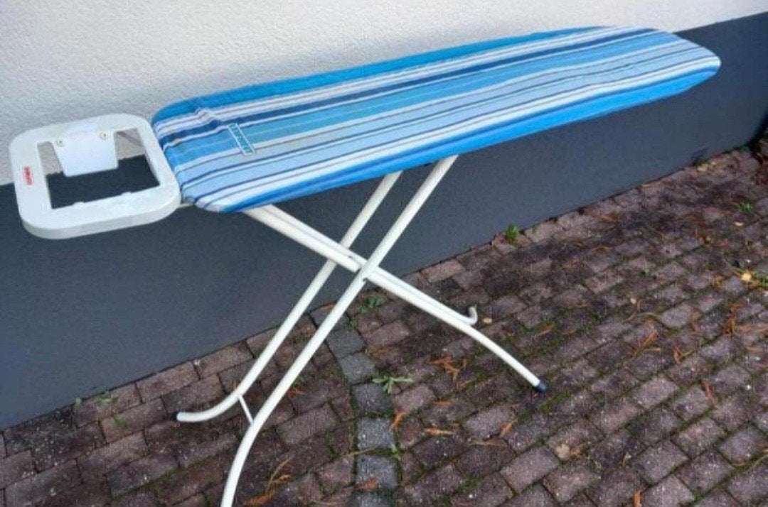 Leifheit Strijkplank mierlo of geldrop 
Staat in geldrop, Ophalen
