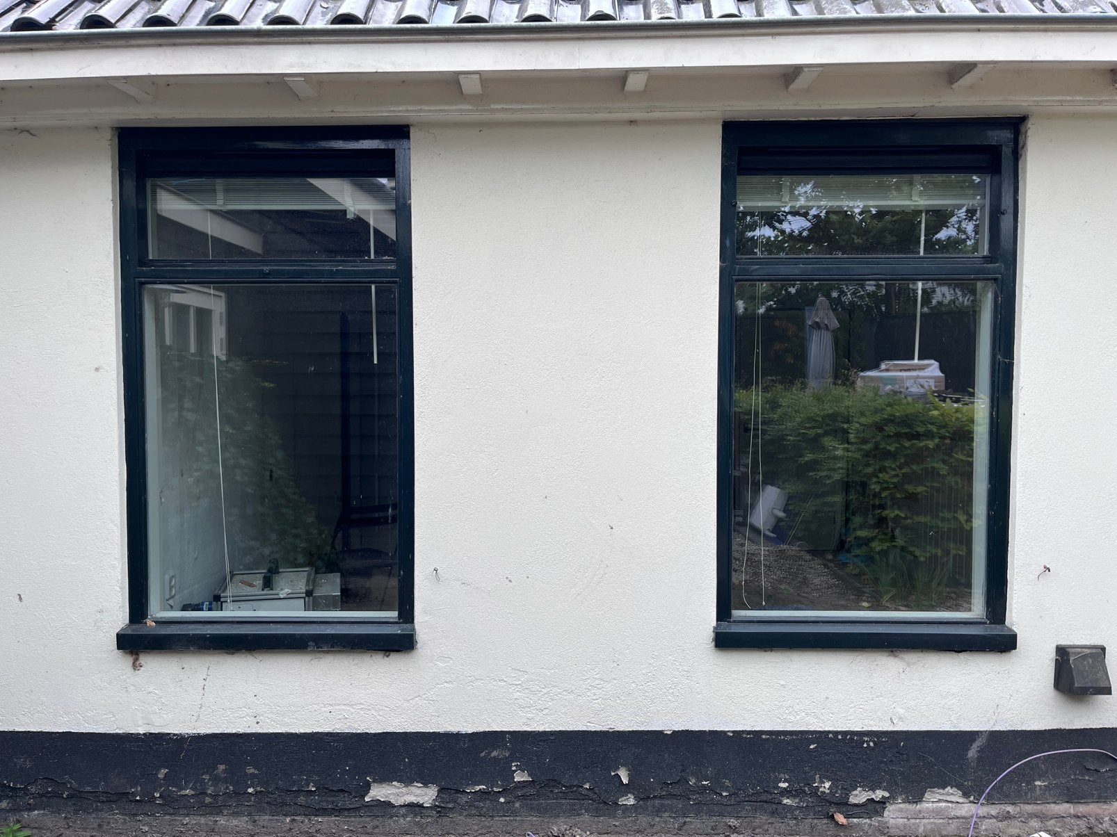 2 Hardhouten kozijn HR++ glas incl houten jaloezieën, Raamkozijn, Zo goed als nieuw, 150 tot 225 cm, Inclusief glas