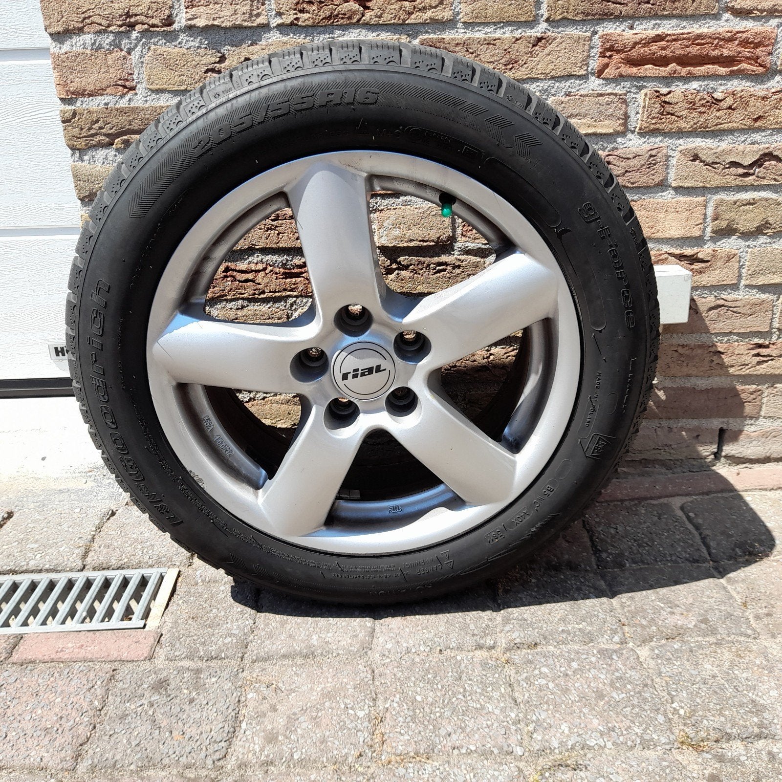 Winterbanden incl. Rial lm velgen 16 inch., Ophalen, Gebruikt, 16 inch, Banden en Velgen