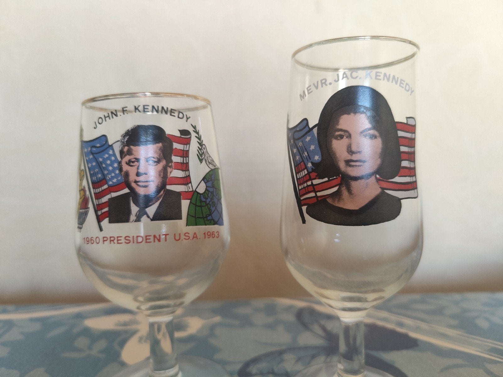 JFK & Jackie Kennedy herdenkingsglazen (set van 2), Ophalen of Verzenden