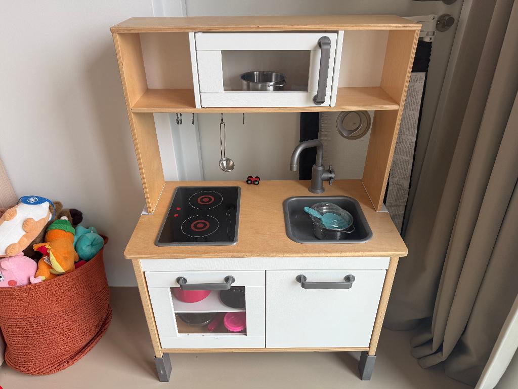 Ikea DUKTIG Keukentje speelkeuken voor kinderen, Kinderen en Baby's, Speelgoed | Speelkeukens, Ophalen, Gebruikt, Hout, Speelkeuken