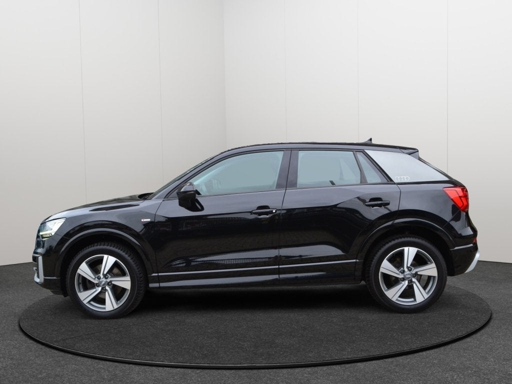 Audi Q2 1.4 TFSI S-Line LED/HUD/Trekhaak/18'', Dealer onderhouden, Stof, Gebruikt, 4 cilinders