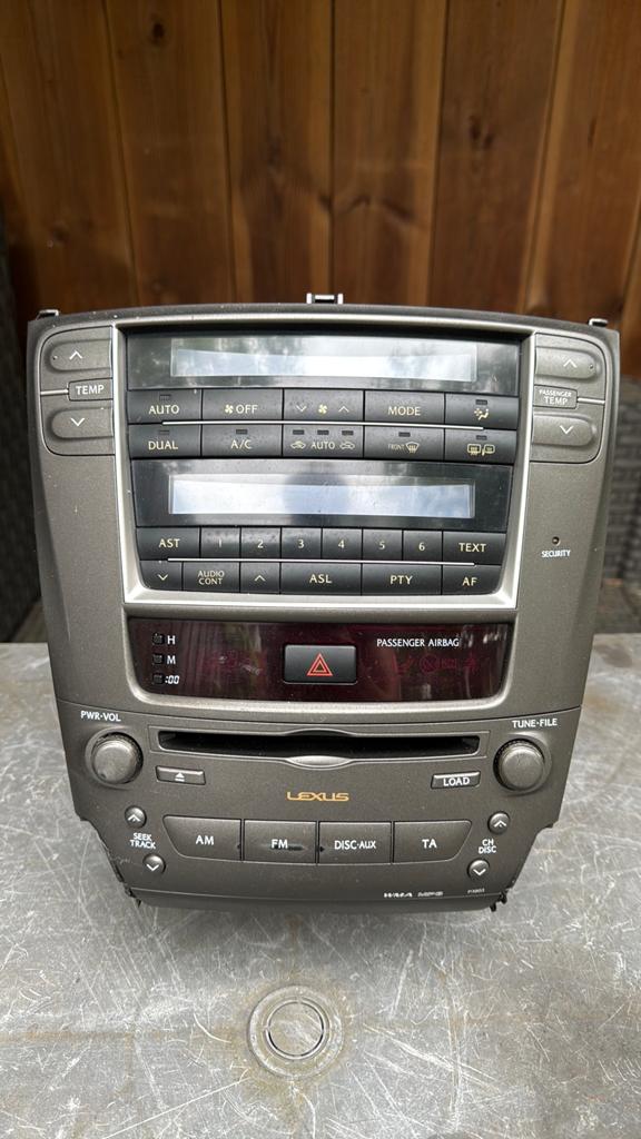 Originele Lexus IS 250 front met radio en airco bediening, Auto diversen, Autoradio's, Ophalen, Gebruikt
