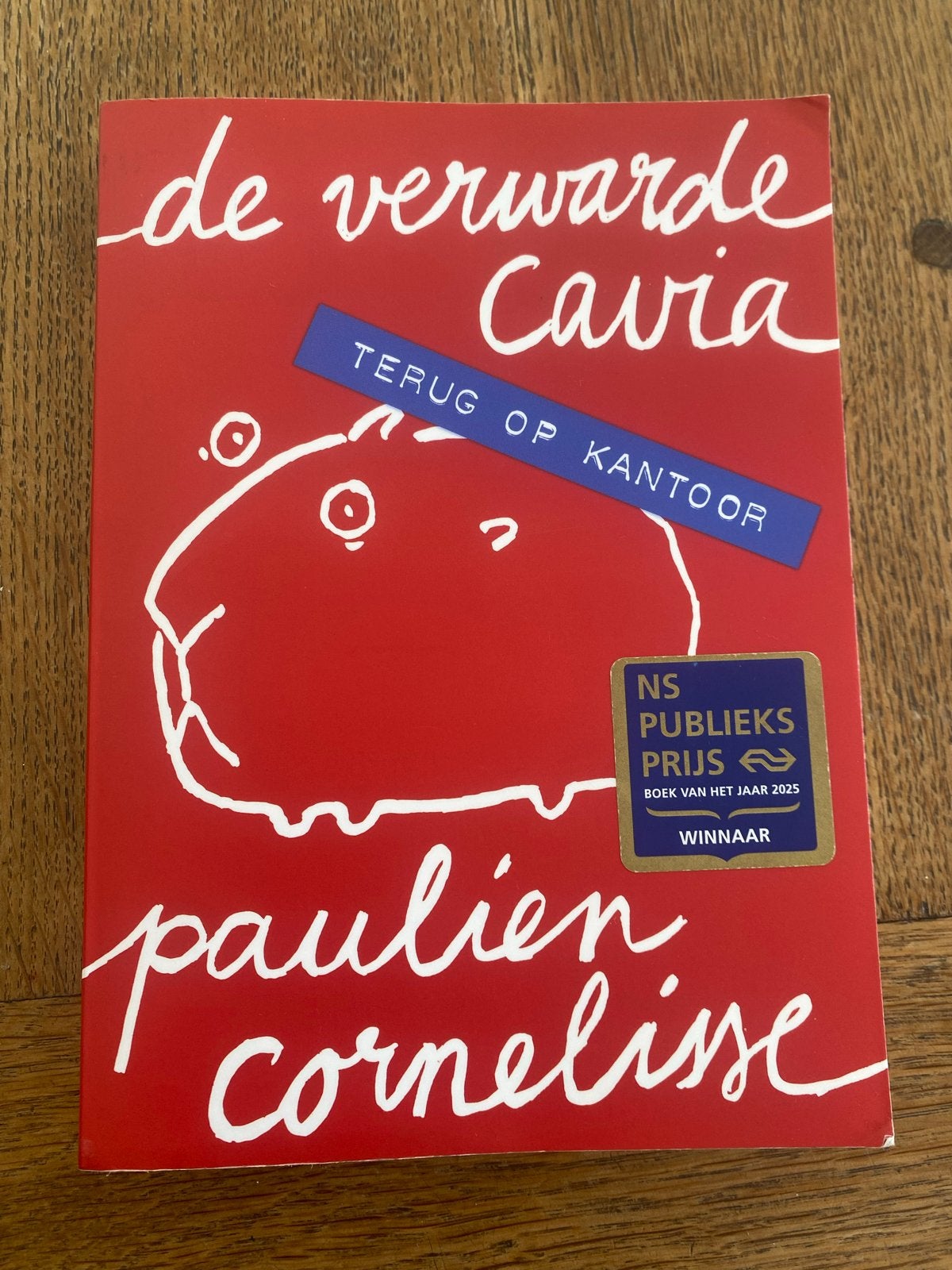 De Verwarde Cavia - Paulien Cornelisse (NS Publieksprijs), Boeken, Literatuur, Ophalen of Verzenden, Zo goed als nieuw, Nederland