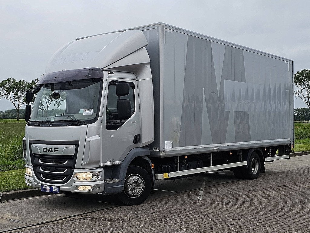 DAF LF 210, Auto's, Vrachtwagens, Automaat, Elektrische buitenspiegels, Bedrijf, Diesel