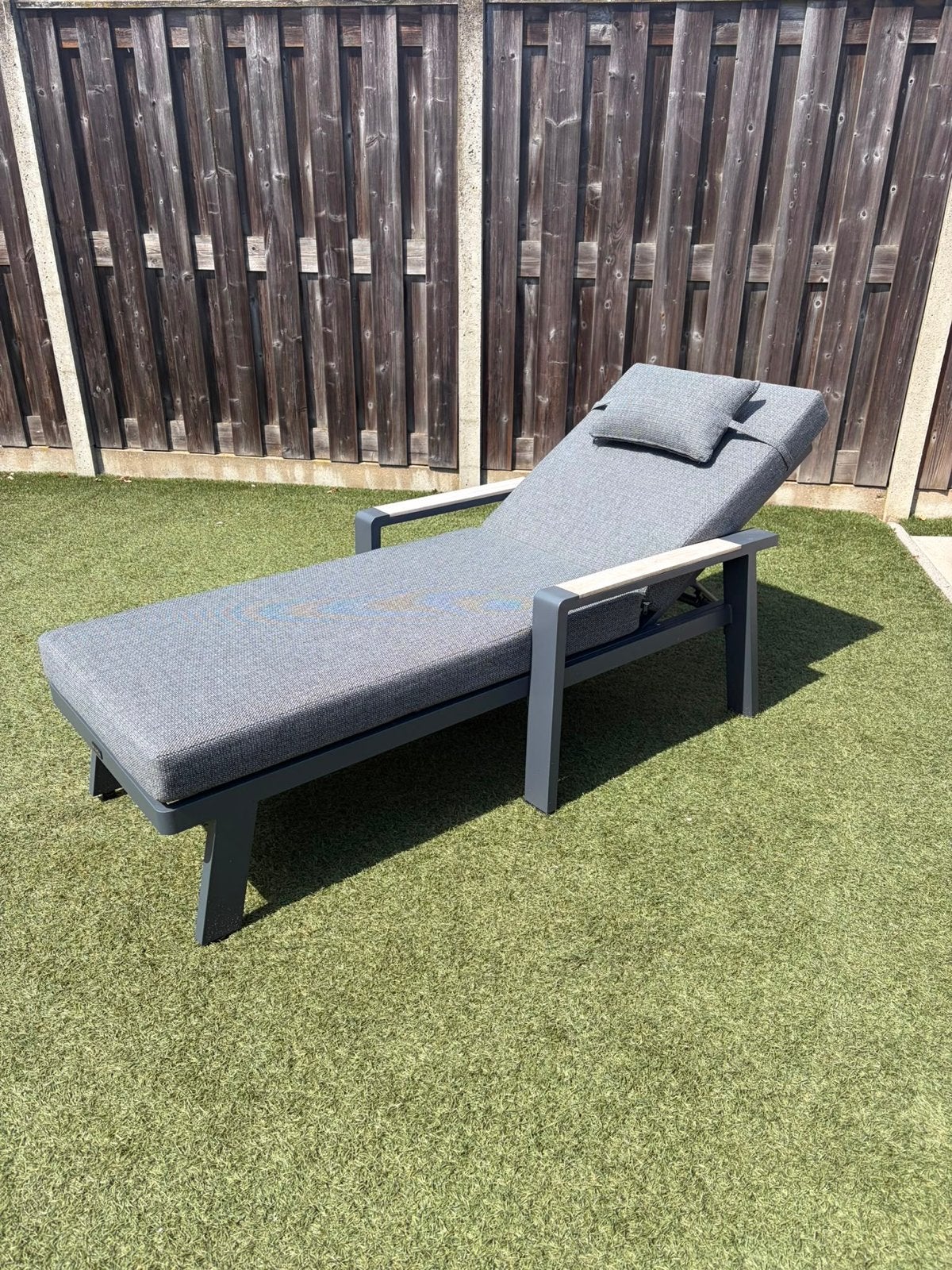 Nieuw ligbed in doos - perfect voor de zon!, Ophalen of Verzenden, Nieuw, Aluminium, Verstelbaar