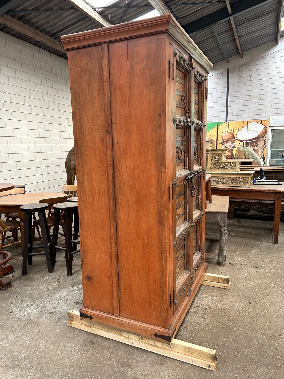 Unieke Oude Houten Kast met Authentieke Details, Ophalen