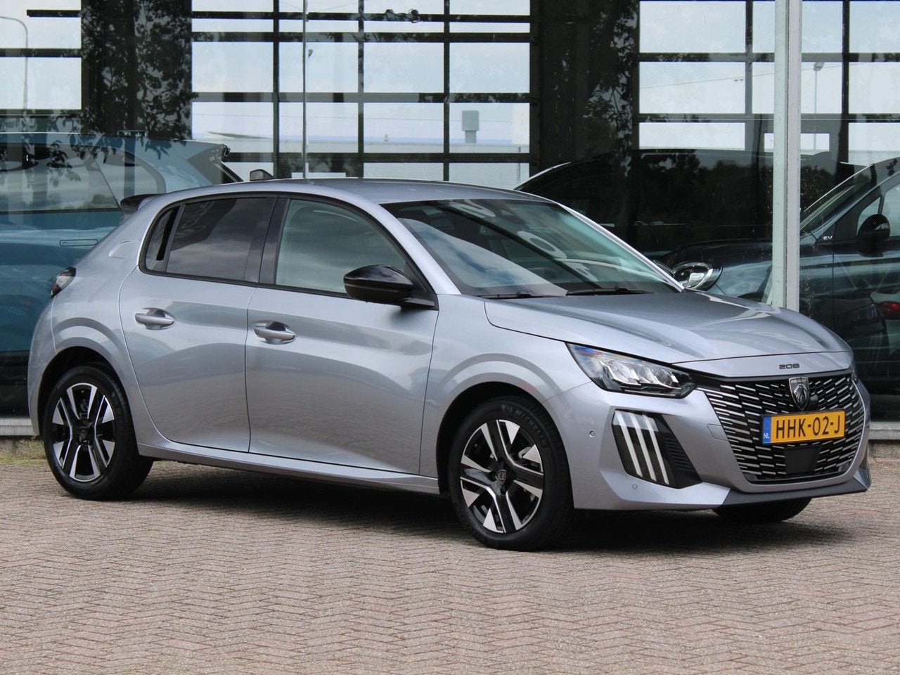 Peugeot 208 1.2 Hybrid 110 e-DCS6 Allure Automaat | Camera/A, Auto's, Peugeot, Automaat, Gebruikt, 1199 cc, Bedrijf