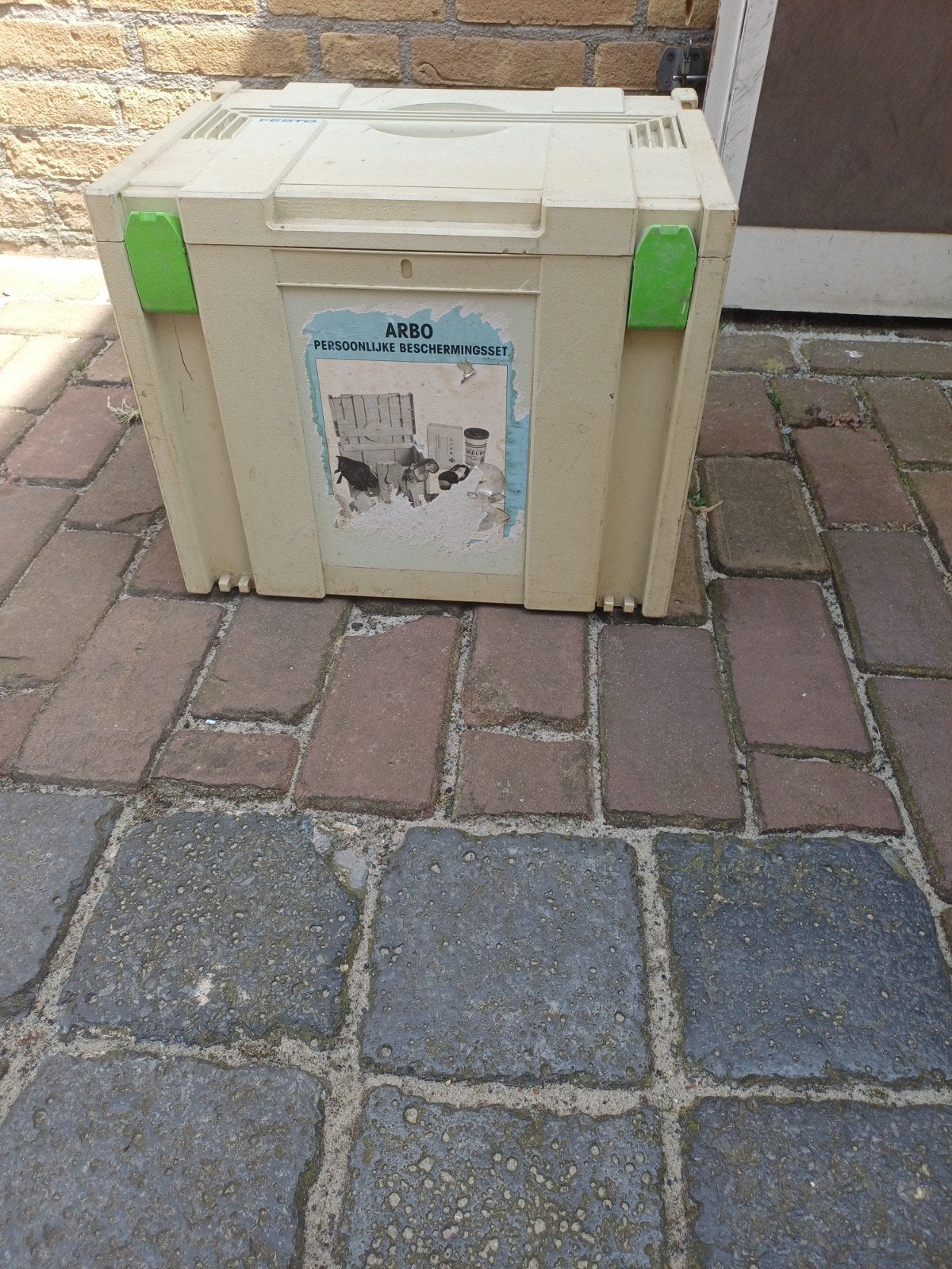 festo box nr 4, Ophalen of Verzenden