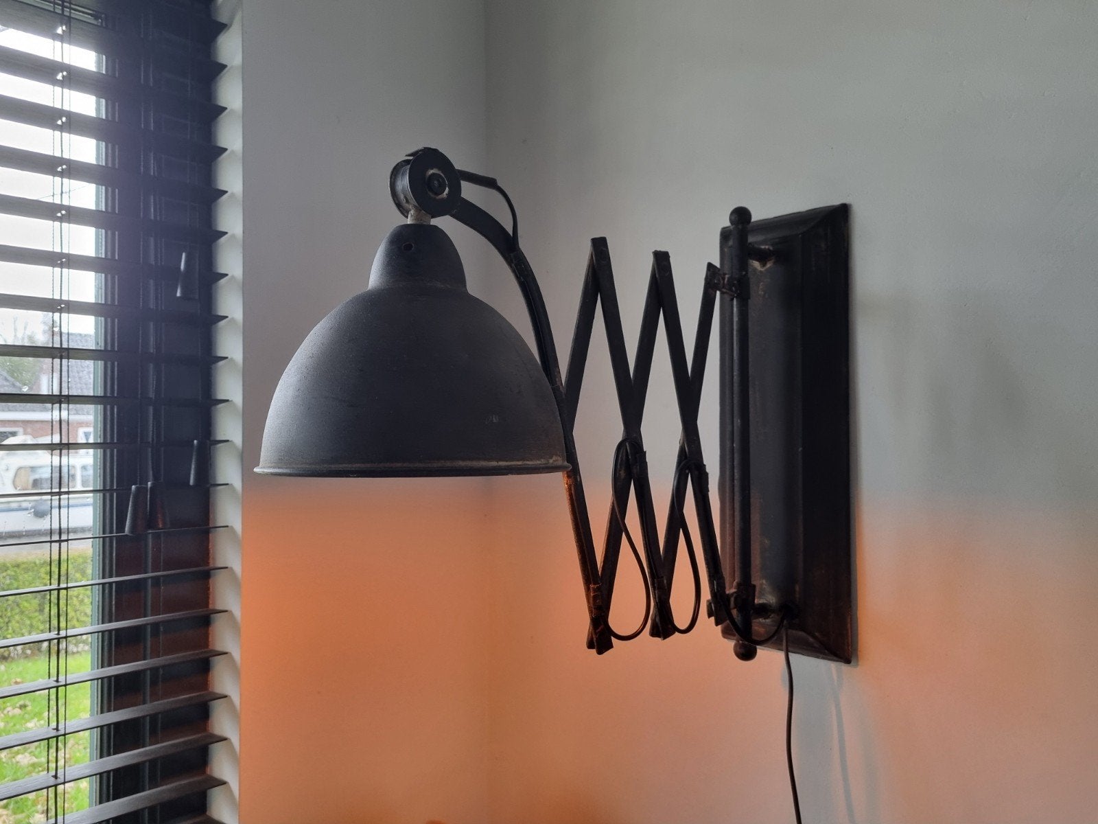 Robuuste Vintage Metalen Schaarwandlamp - Industrieel Design, Gebruikt, Zwart, Met schakelaar, Overige merken