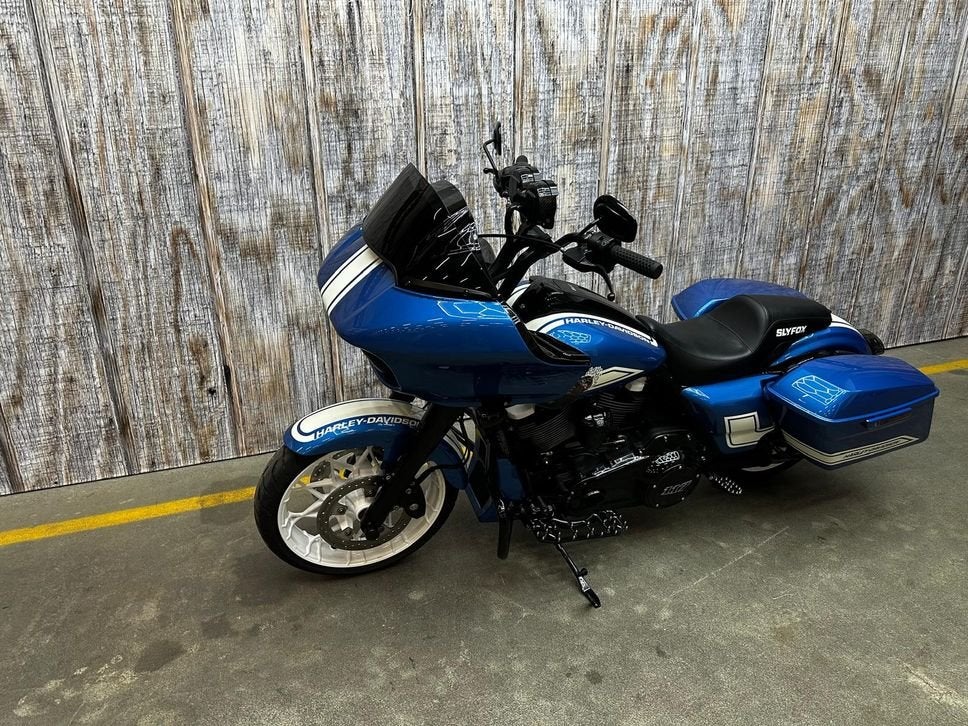 HARLEY-DAVIDSON Road Glide ST Fast Johnnie (bj 2023) 13,999, Motoren, 2 cilinders, HARLEY-DAVIDSON, Chopper, Bedrijf