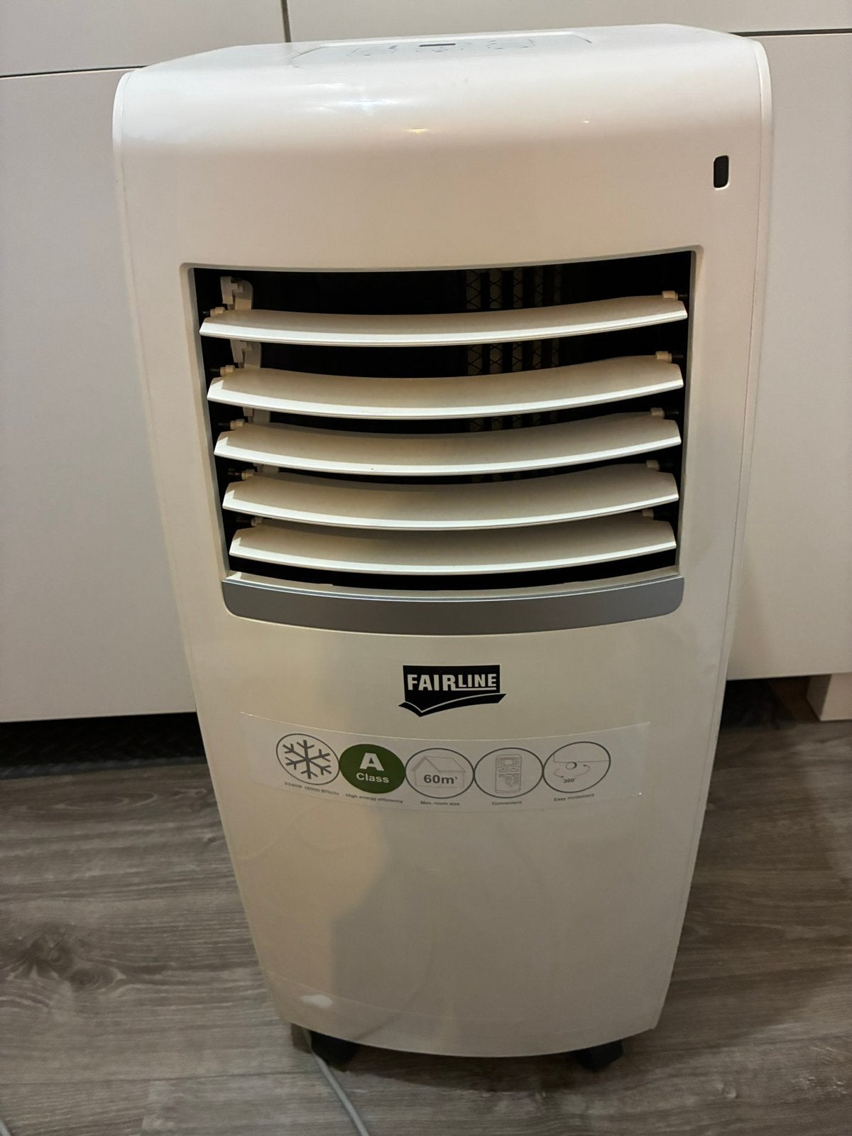 Mobiele airco Fairline 8000BTU + Eurom window way out, Ophalen, 2 snelheden, Timer, Zo goed als nieuw
