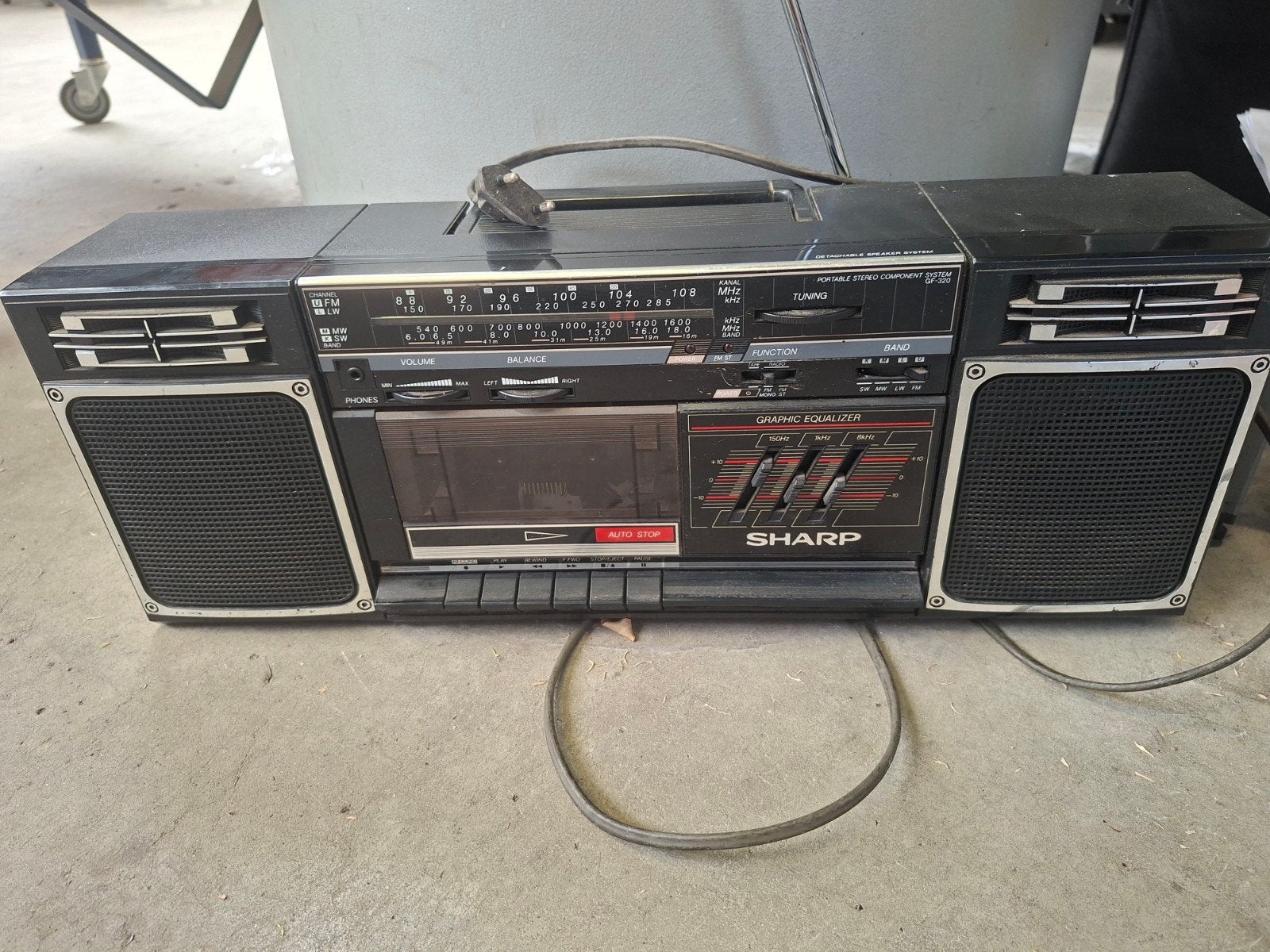 Sharp Radio Cassette Recorder - Vintage Boombox, Ophalen of Verzenden, Gebruikt, Radio