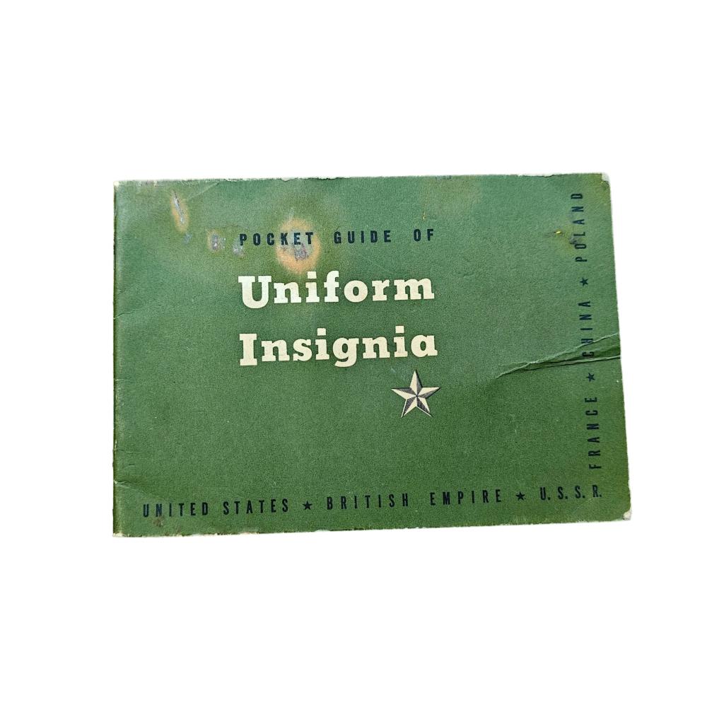 WWII US Uniform Insignia Booklet, Ophalen of Verzenden, Amerika, Kleding of Schoenen