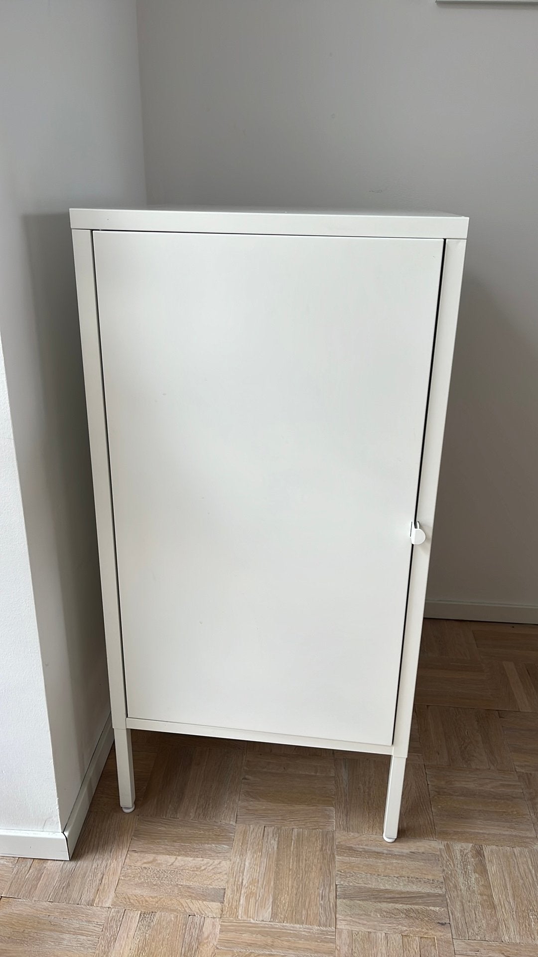 IKEA Lixhult lockerkast wit, Ophalen, Zo goed als nieuw