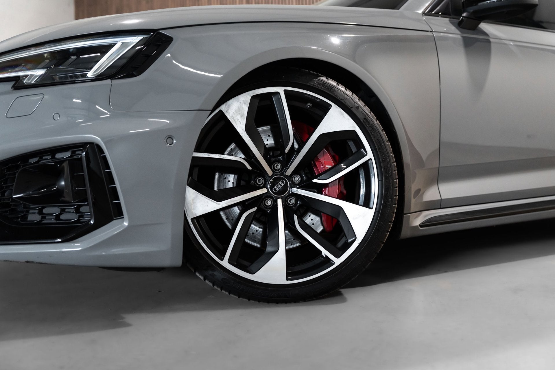 Audi A4 Avant 2.9 TFSI RS4 quattro Pano Leder B&O LED Head u, Auto's, Automaat, Dealer onderhouden, A4, Vierwielaandrijving