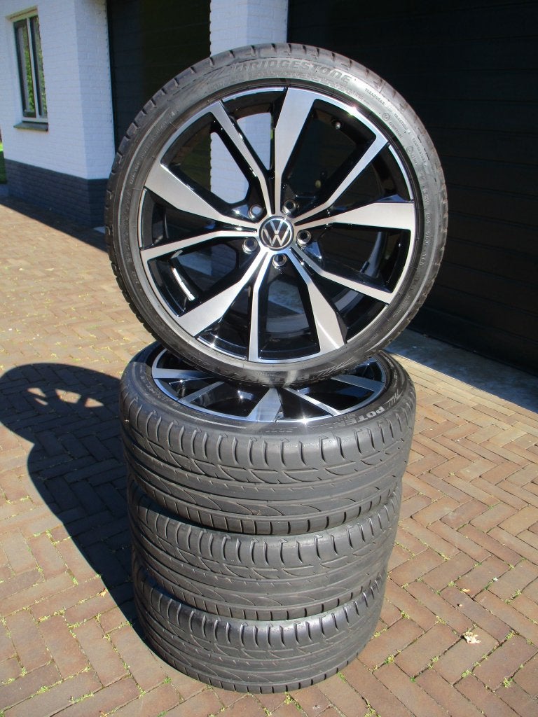 NIEUW Originele VW T Roc 19 inch velgen zomer Misano T-Roc, Auto-onderdelen, Banden en Velgen, 19 inch, Banden en Velgen, Nieuw