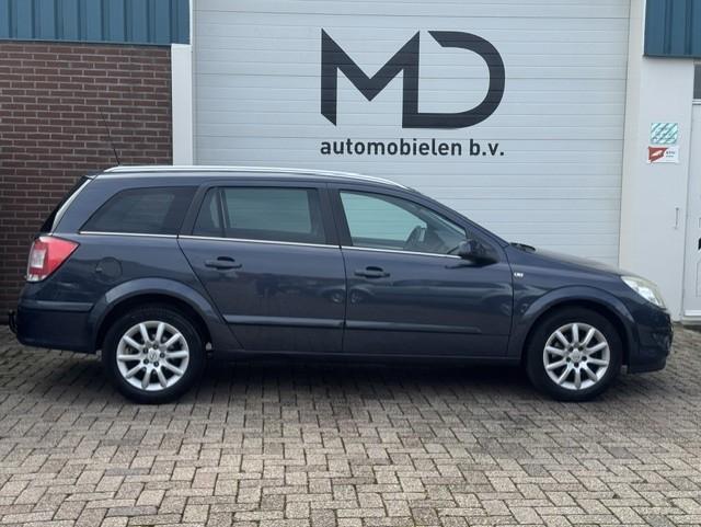 Opel Astra Wagon 1.6 Cosmo - NIEUWE APK - Trekhaak - Cruise, 15 km/l, Gebruikt, Zwart, 4 cilinders