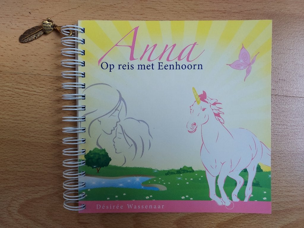Anna op reis met eenhoorn - Désirée Wassenaar, Boeken, Ophalen of Verzenden, Nieuw, Fictie algemeen