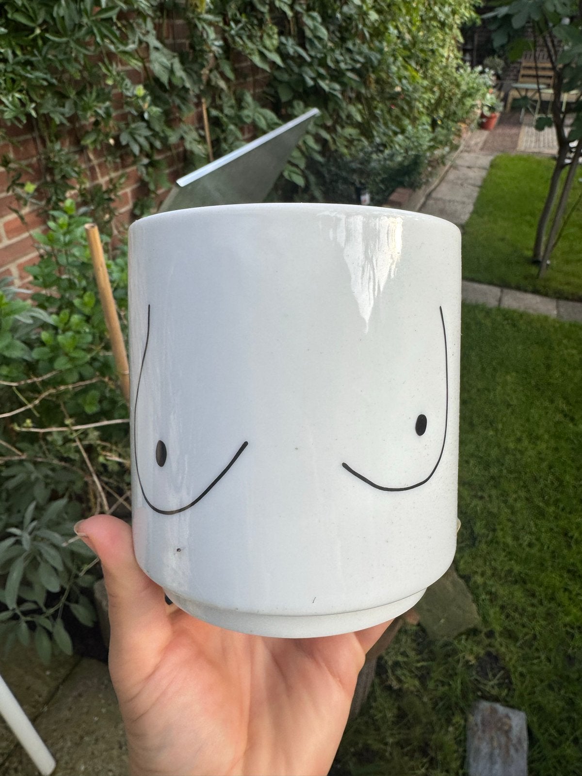 Monkl Bloempot met Borsten Design - Wit Keramiek, Ophalen, Rond, Binnen, Zo goed als nieuw