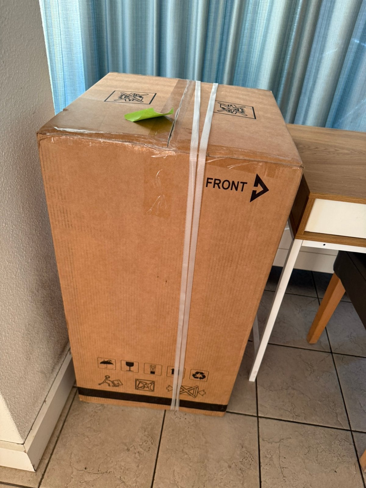 MEDION mini fridge freezer, 75 tot 100 liter, Ophalen, Nieuw, Met vriesvak