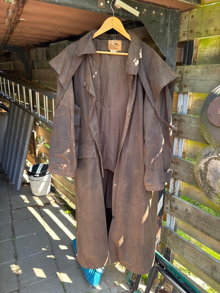 Prachtige lange Waxjas - Aussie Apparel Outdoor jas, Ophalen of Verzenden, Gedragen, Bruin