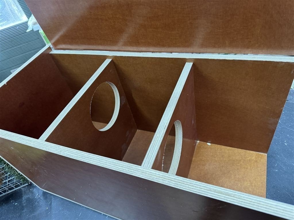 Exclusieve Steenuil nestkast – betontriplex – groot model, Meerdere dieren