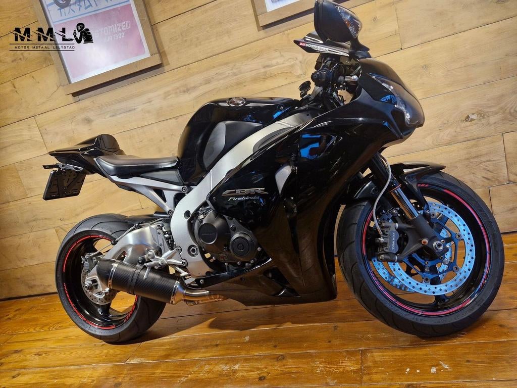 HONDA CBR 1000 RR FIREBLADE (bj 2011), Motoren, Motoren | Honda, HONDA, 4 cilinders, Motorrijbewijs A, Bedrijf