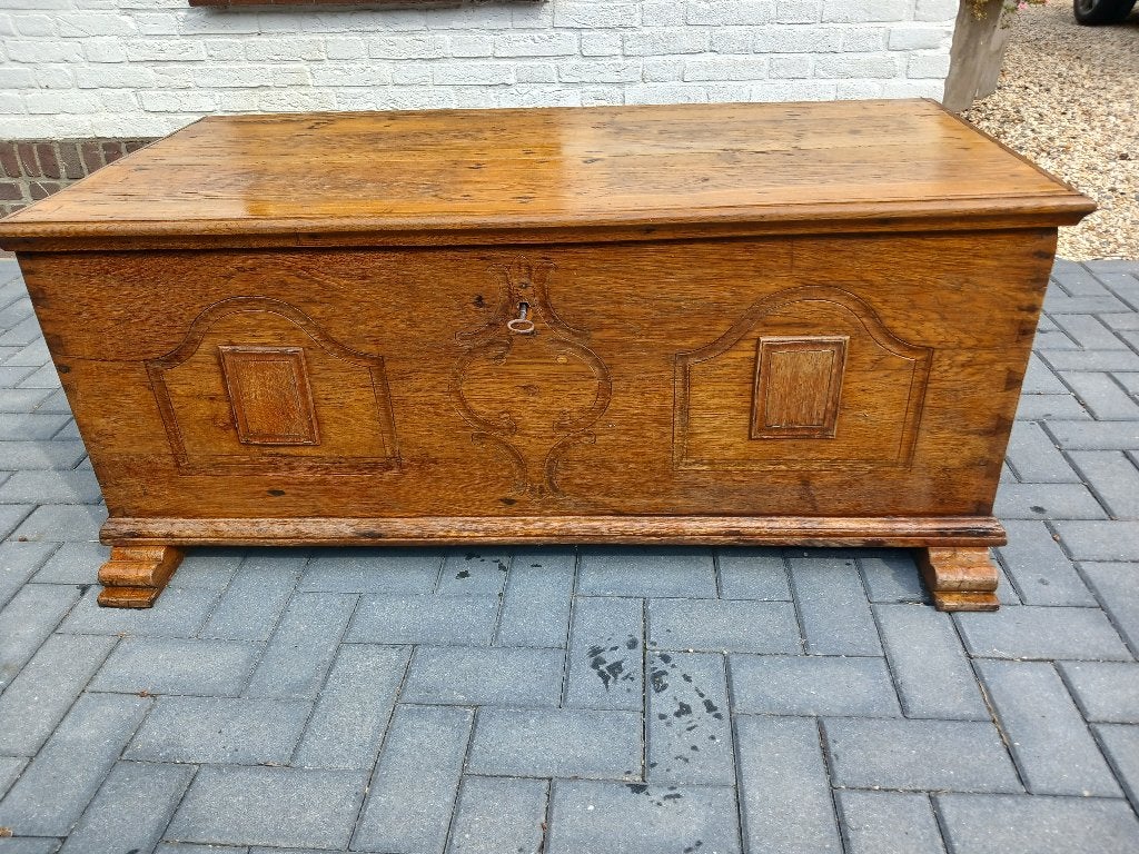 dekenkist oud hout, Ophalen, Gebruikt
