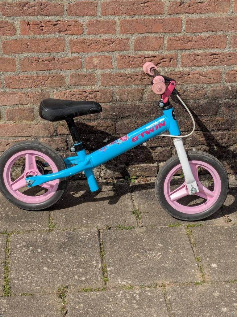 Loopfiets en meisjesfiets, Ophalen of Verzenden, Gebruikt, Loopfiets