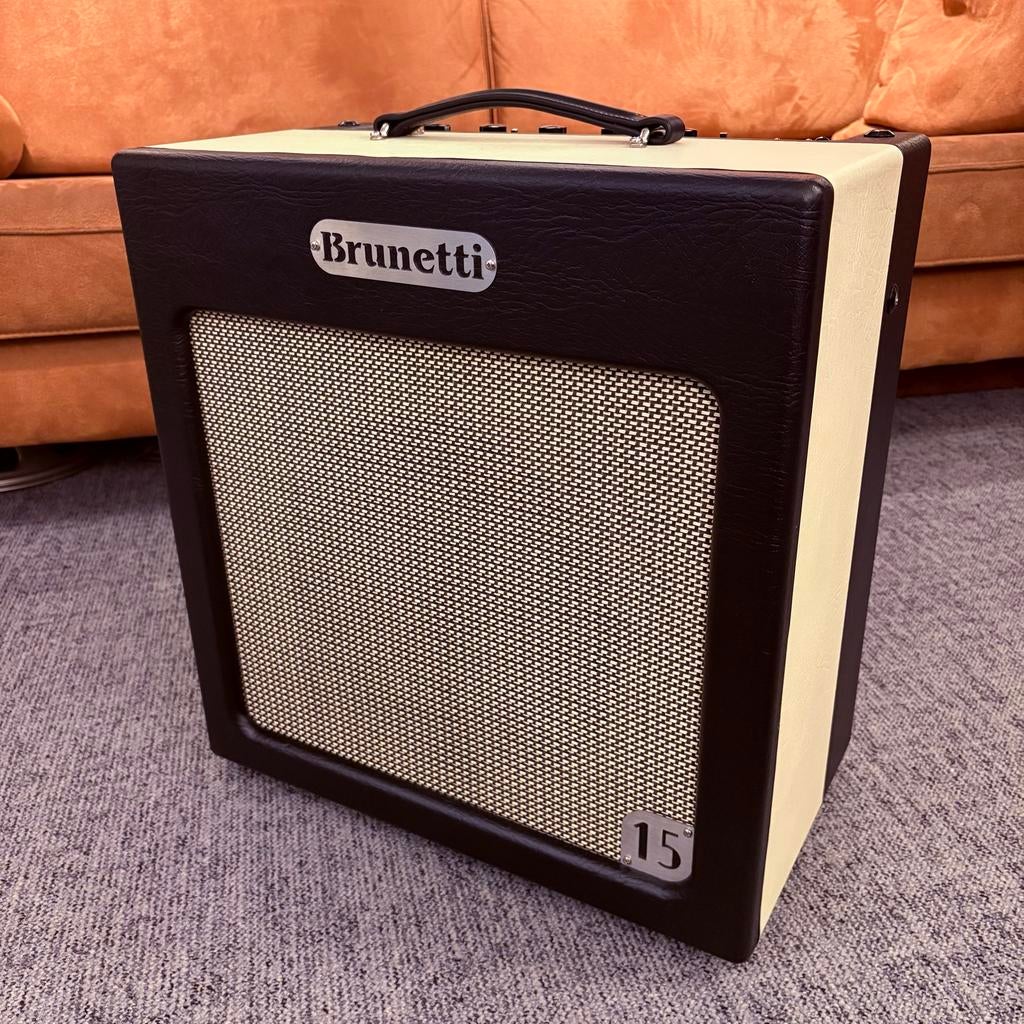 Brunetti Singleman 15, Muziek en Instrumenten, Versterkers | Bas en Gitaar, Ophalen, Gebruikt, Gitaar, Minder dan 50 watt