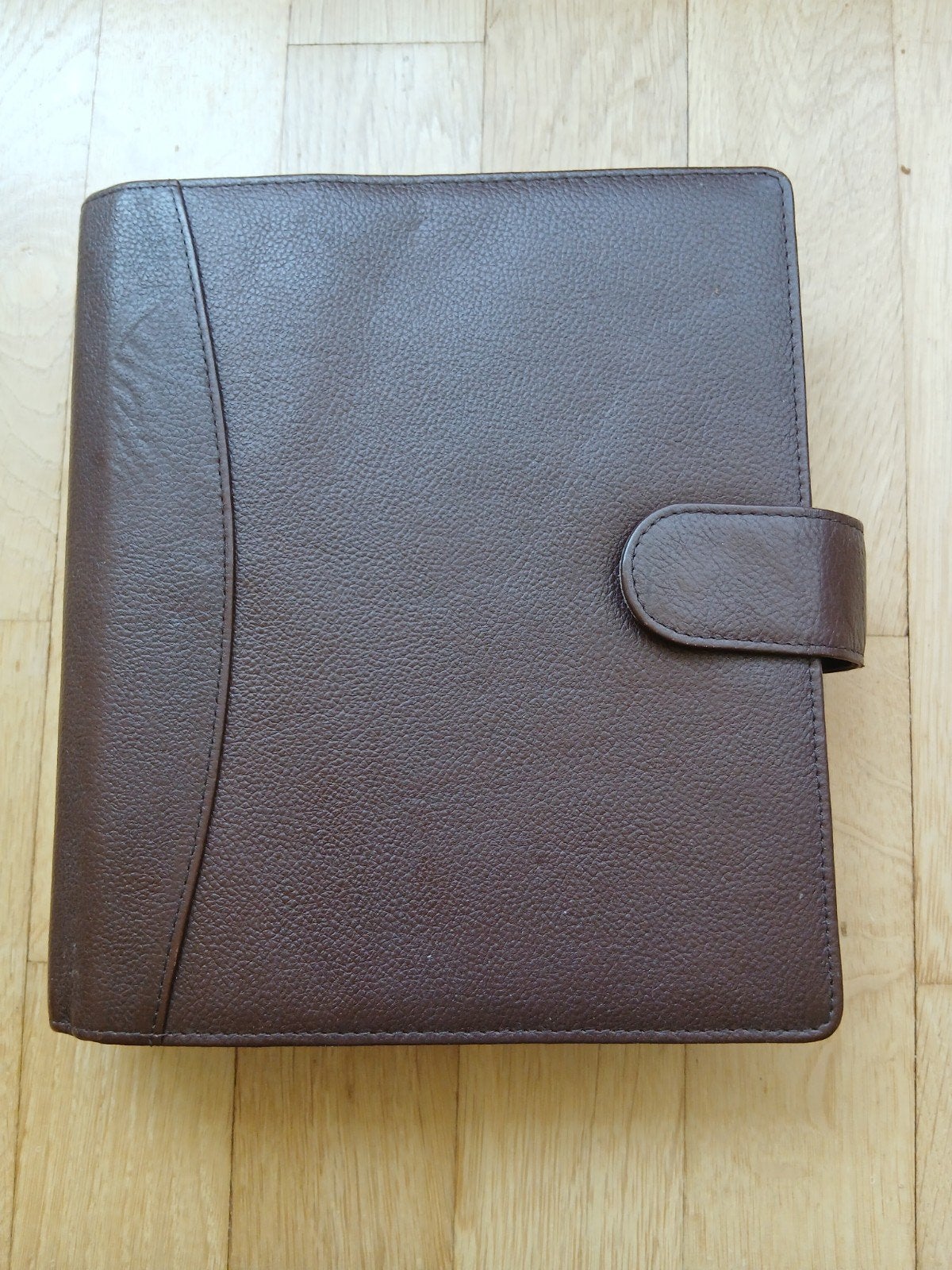 Agenda Bruin Kunstleder Groot Formaat 23 x 20 x 4.5 Cm, Diversen, Agenda's, Ophalen of Verzenden, Zo goed als nieuw