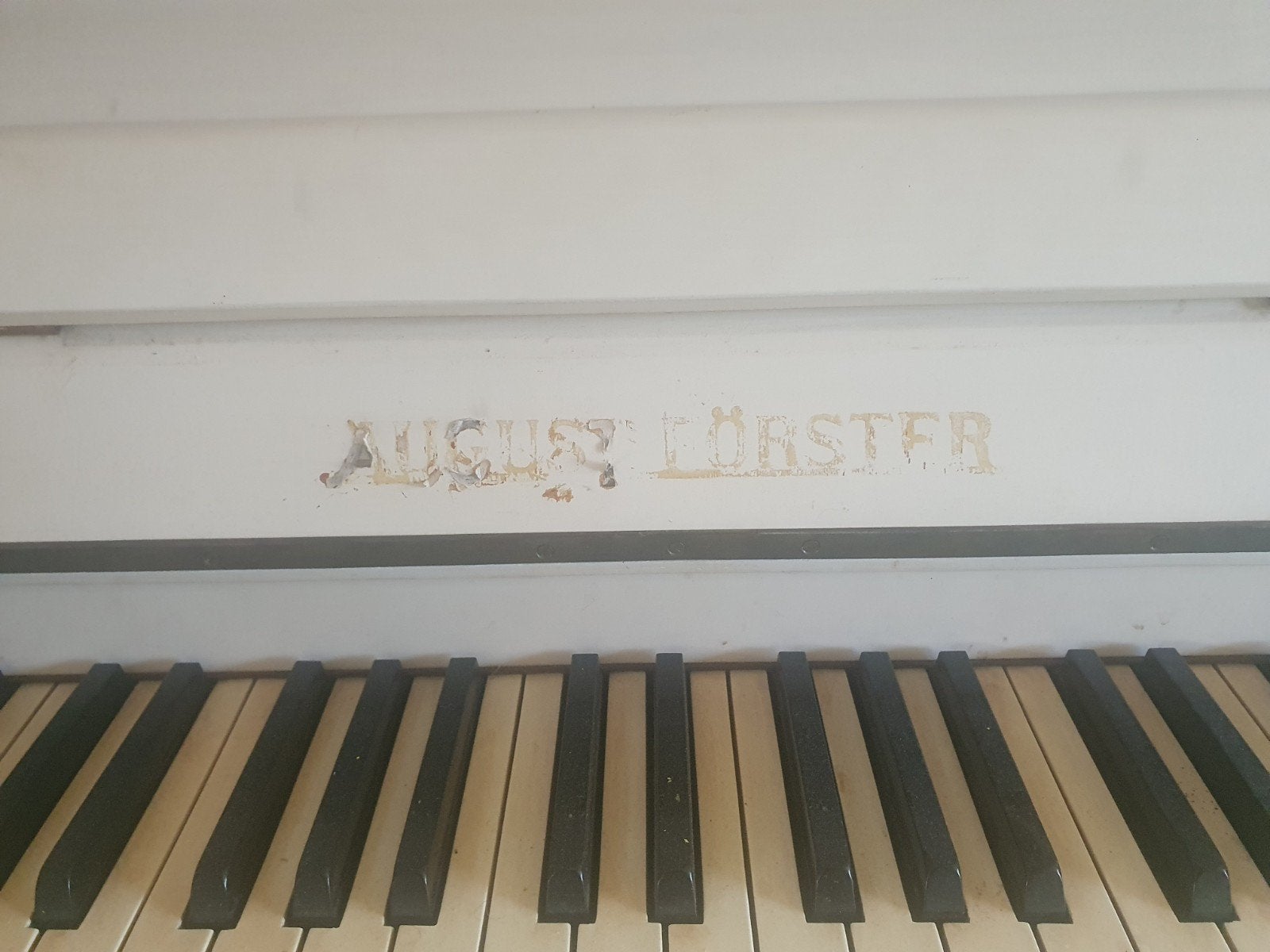 August Förster Piano - Wit, Gebruikt, Muziek en Instrumenten, Ophalen, Gebruikt, Wit, Piano