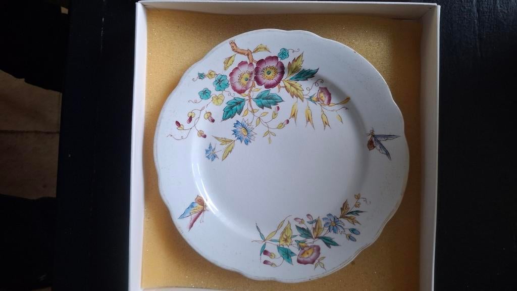 Bord met bloemmotief, Ophalen of Verzenden