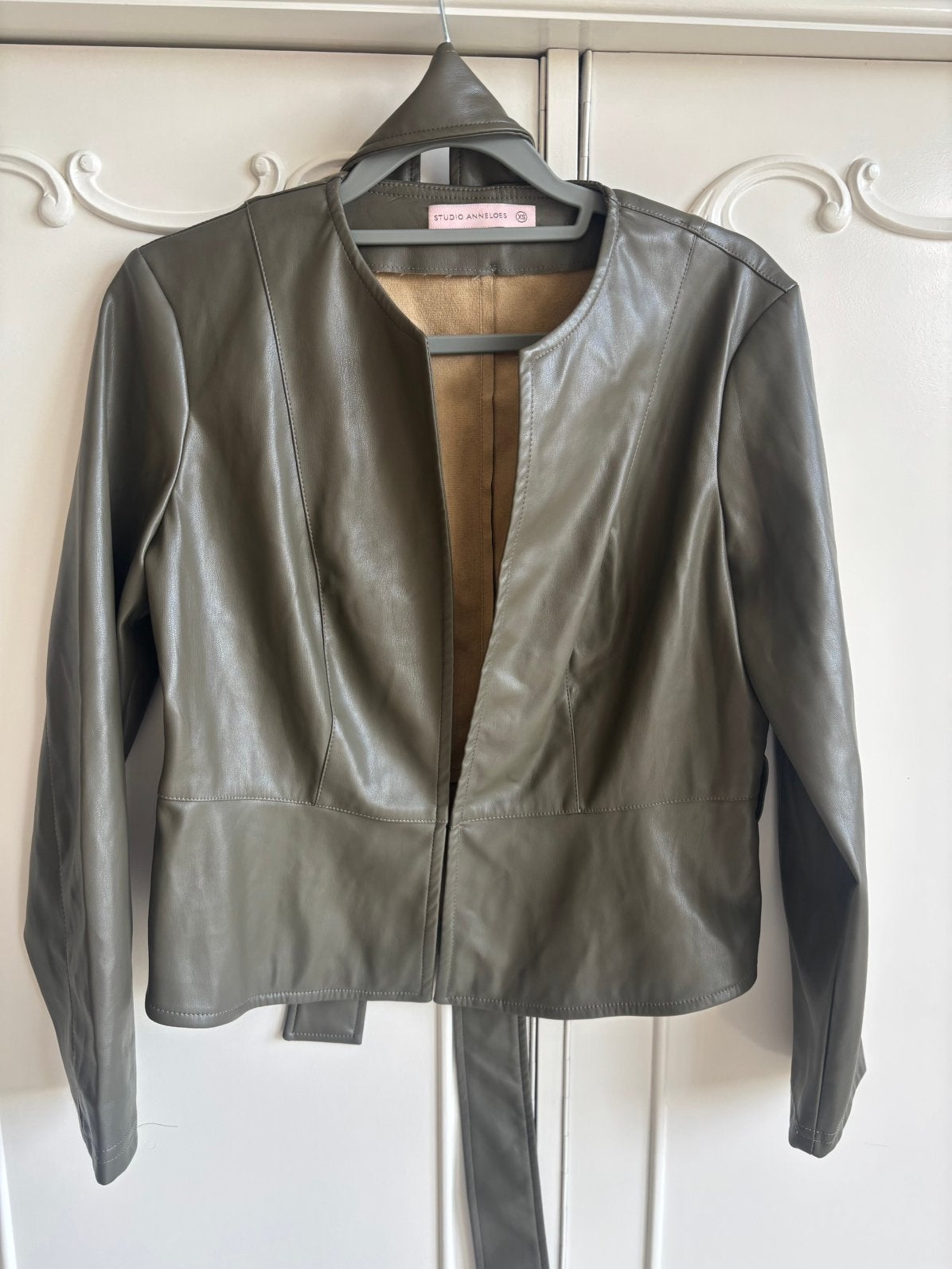 Nieuw groen jasje Studio Anneloes maat XS, Nieuw, Ophalen of Verzenden, Jasje, Maat 34 (XS) of kleiner