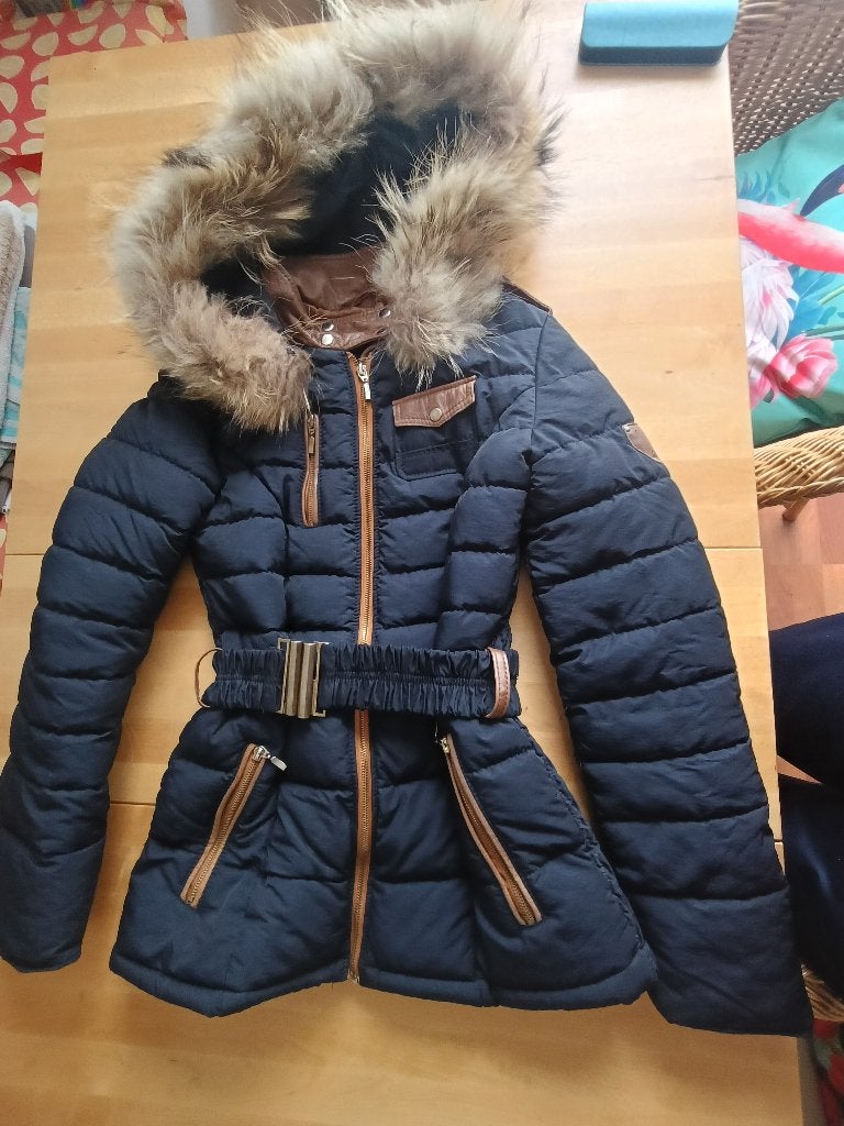 Prachtige Ferganza winterjas donkerblauw maat XS/34, Blauw, Ophalen of Verzenden, Zo goed als nieuw, Maat 34 (XS) of kleiner
