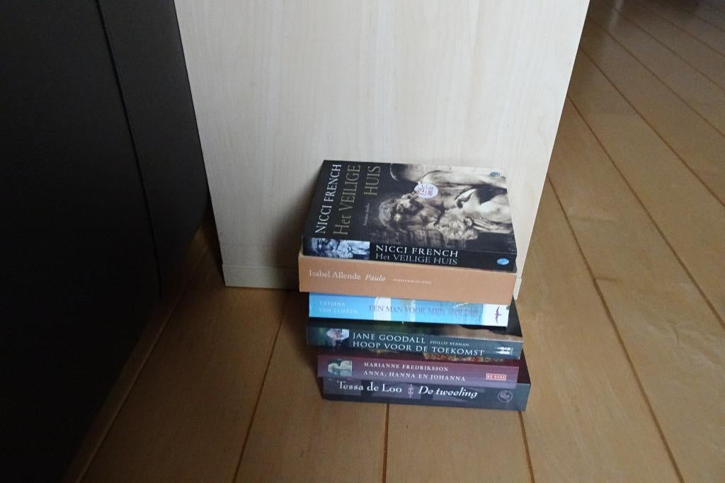 Stephen King, Erica Spindler, Patricia Cornwell Wilbur Smith, Ophalen of Verzenden, Zo goed als nieuw
