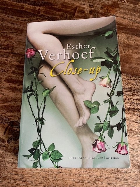 Close-up - Esther Verhoef (Literaire thriller), Ophalen of Verzenden, Gelezen, Esther Verhoef, Nederland