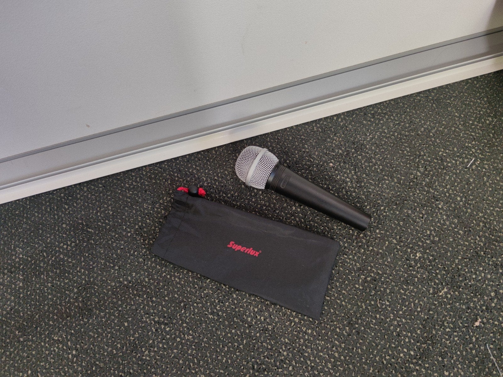 Shure C606 Zangmicrofoon met aan/uit schakelaar, Ophalen, Gebruikt, Zangmicrofoon
