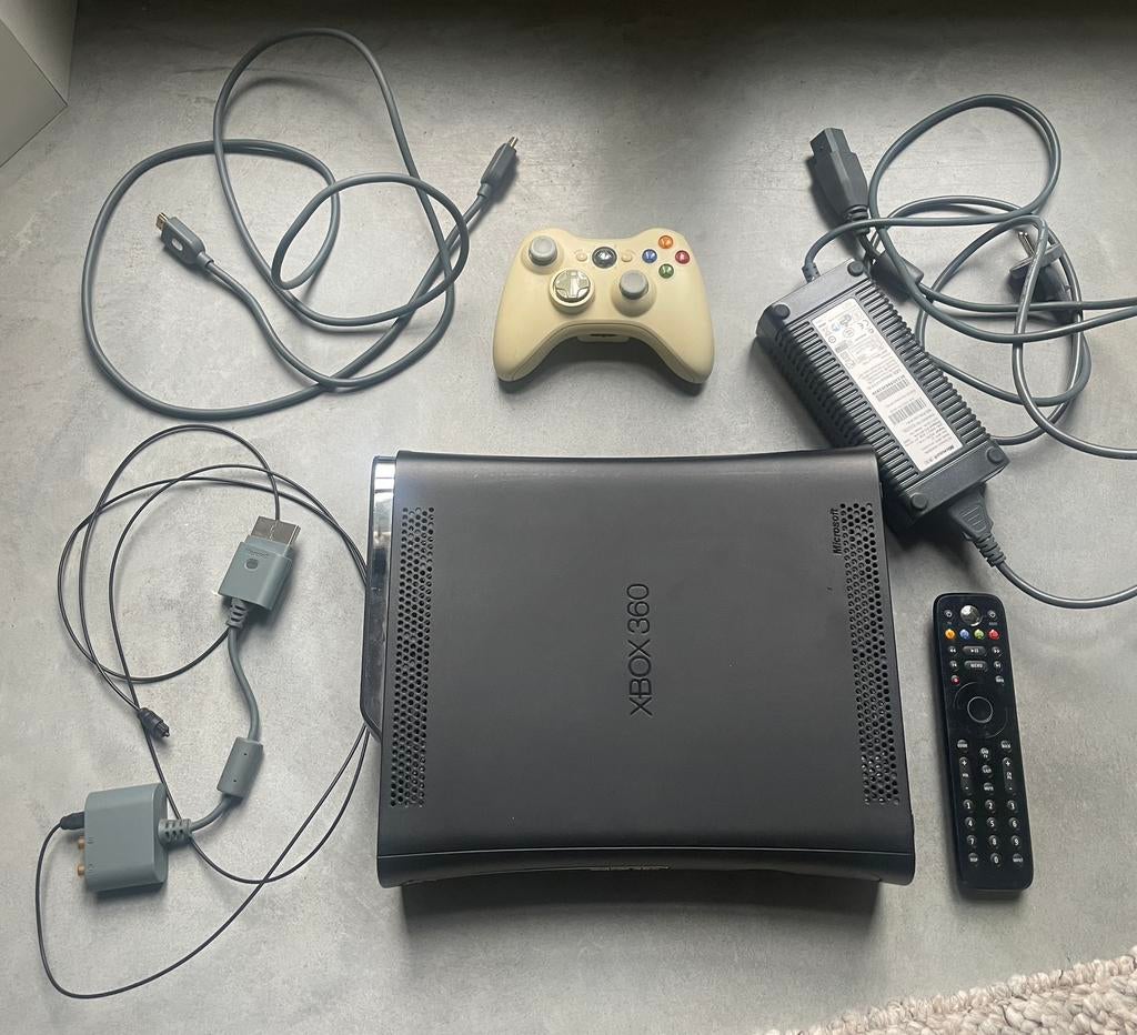 Xbox 360 Elite 120GB met controller en accessoires, Spelcomputers en Games, Gebruikt, 360 Elite of Super Elite, Ophalen of Verzenden