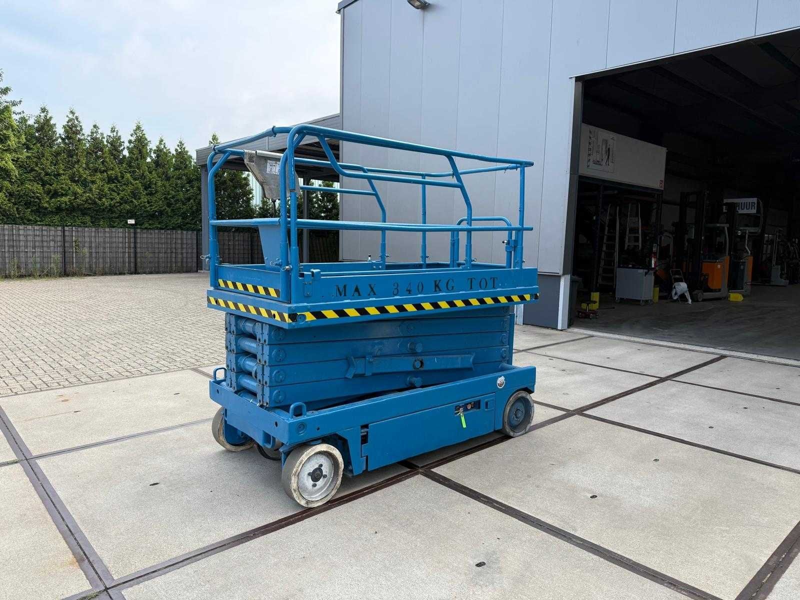 Upright - X 32 N 99 - 11.75M Werkhoogte - Hoogwerker