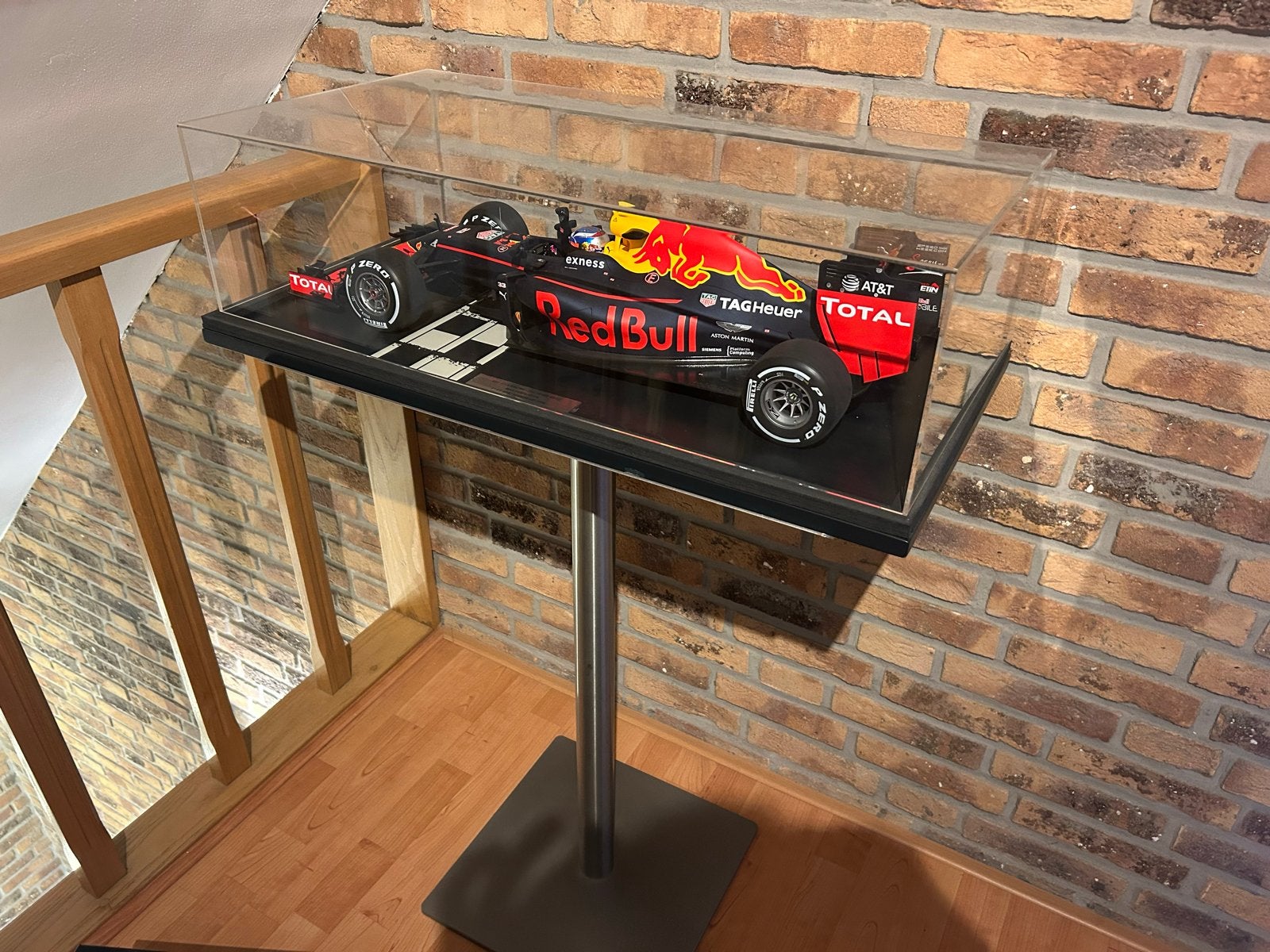 Max Verstappen 2016 Spanje GP 1e overwinning F1 model 1:8, Ophalen, Nieuw, Auto