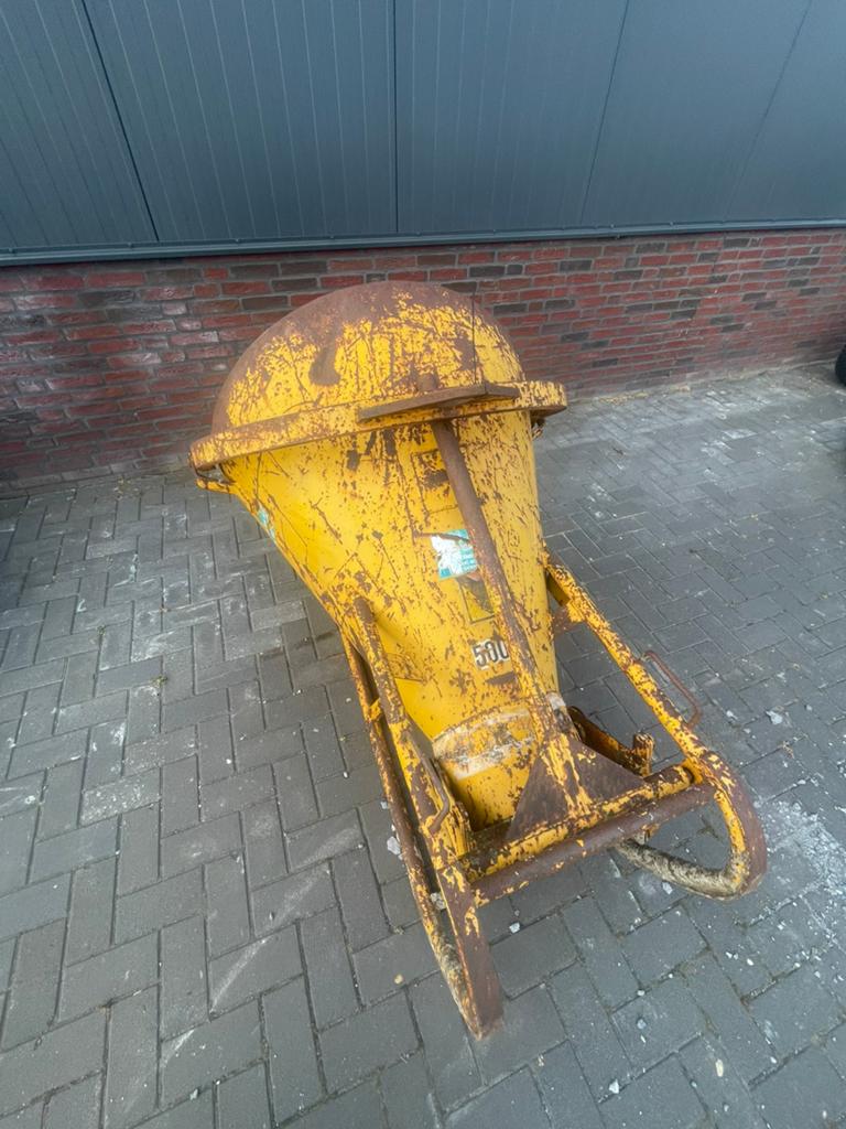 Betonkubel 500 liter beco !, Ophalen, Zo goed als nieuw